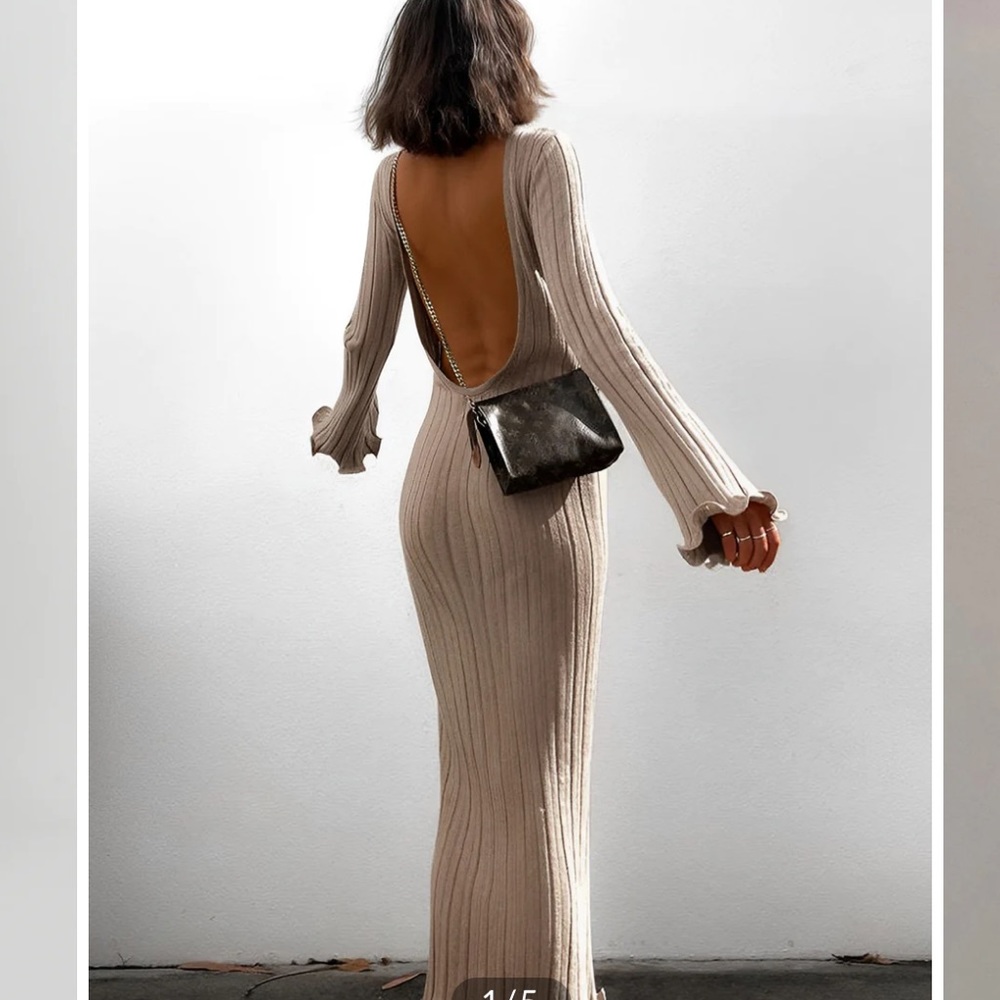Tranquility Rib Open Back Long
Sleeve Long Dress